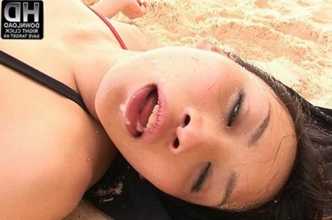 Moe Ohishi Beach Sex Facial Cumshot